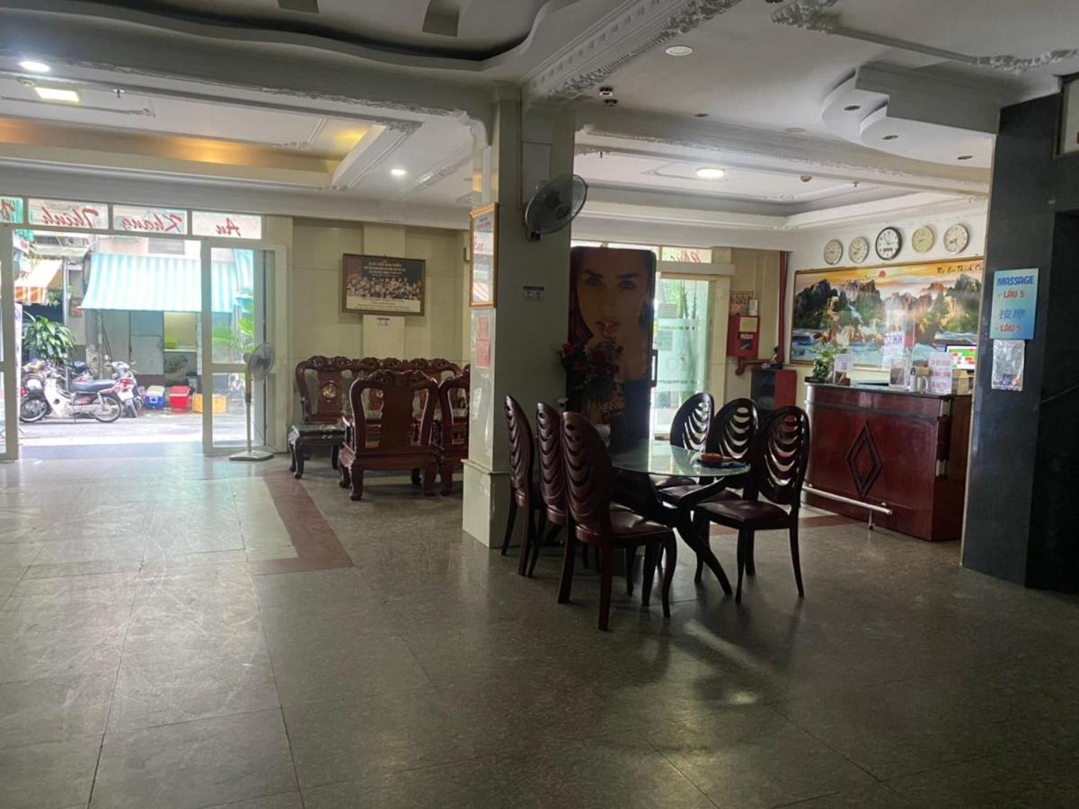 Khach San Thanh Hong Ho Chi Minh City Bagian luar foto