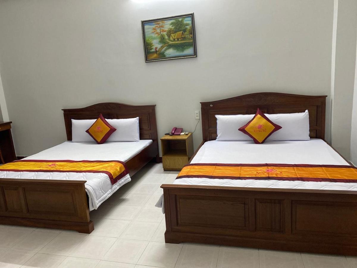 Khach San Thanh Hong Ho Chi Minh City Bagian luar foto